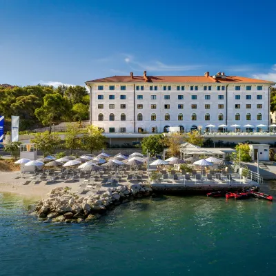 فندق براون بيتش هاوس آند سبا Hotels near تل مارجان