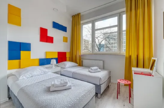 Level Rooms Отели рядом с достопримечательностью «Tissot Service»