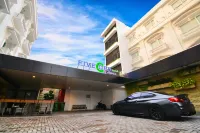 Fivecord Syariah by Cordela Hotels in Jebres