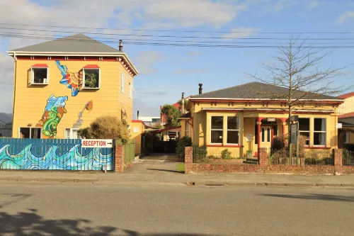 Bazil's Backpackers BBH Hostel & Surf School - Gym