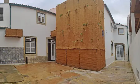 Casa Dos Ofícios Hotel Отели рядом с достопримечательностью «Baloiço Panorâmico da Mata Nacional dos 7 Montes»