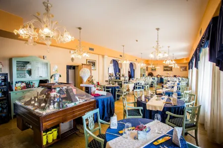 Piccolo Hotel Nogara Отели в г. Ронкоферраро