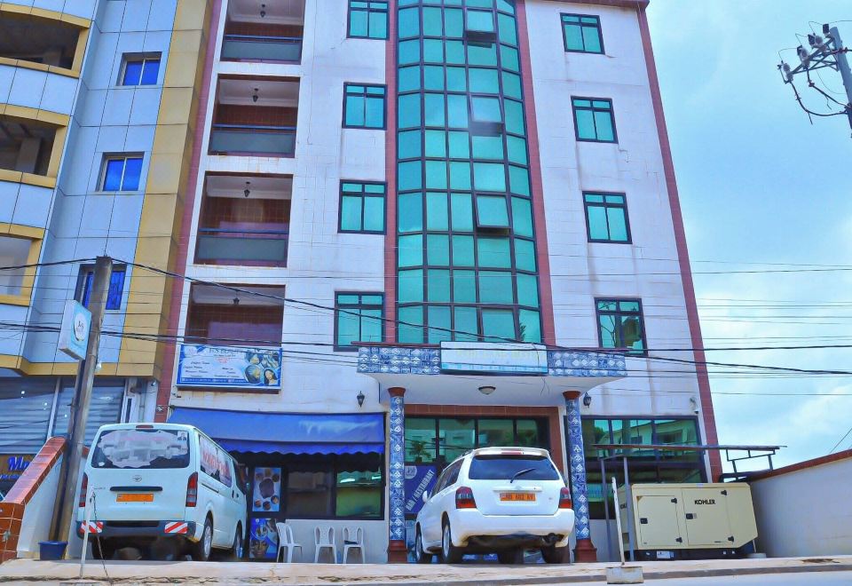 Noblesse Hotel - Hizvo