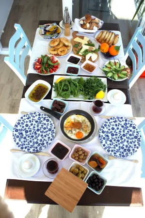 Cunda Gunes Отели в г. Айвалык