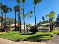 Sun River Resort Отели в г. Gol Gol