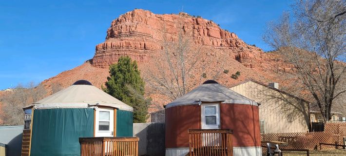 Crazy Horse RV Resort Отели в г. Канаб