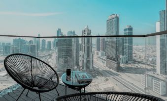 Burj Crown Luxurious 2Bedroom Balcony