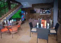Prince Xclusive Royale Hotels - breakfast