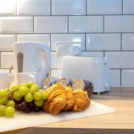 Unique 1 Bedroom Apartment by Pillo Rooms Отели рядом с достопримечательностью «BBC Salford Quays»