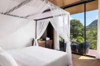 Ferndale Retreat Hotels in Medadumbara