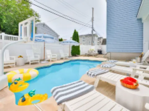 Spacious 6Br Beach Home with Elevator Heated Pool - Ideal for Family Vacations Hotels in Brigantine