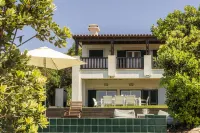 Coastal Charm Chalet - Villaer