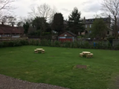 Crosshill House Hotels near Clarks