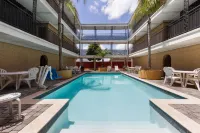 Super 8 by Wyndham New Orleans