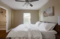 Olathe Sleeping Beauty 3Bdr and 2 Baths. Long Stay
