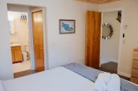 Ski-In/Ski-Out Townhouse at Tenney Mountain Resort Hotels in Plymouth