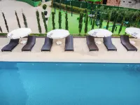 Next Green Hotel Official - piscine