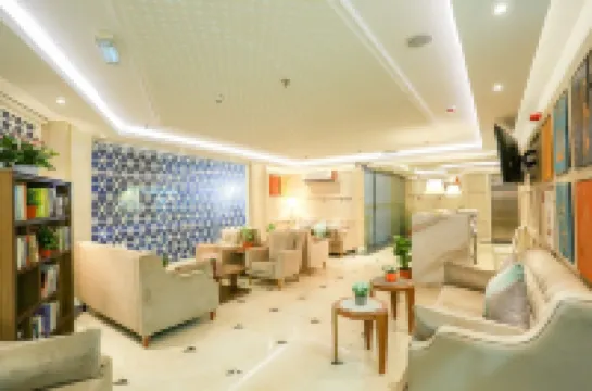 Oyyo Plaza Hotel Apartment