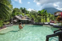 Hotel & Hot Springs Sueño Dorado - Hot Springs