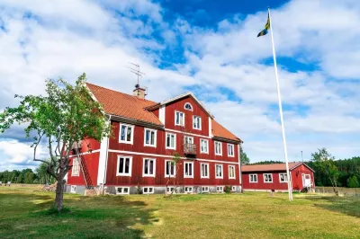 Hässlebogården Turist & Konferens Hotels near Filmbyn Småland