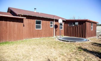 Zebra Rustic Retreat 3BR Home on Zebra Ranch