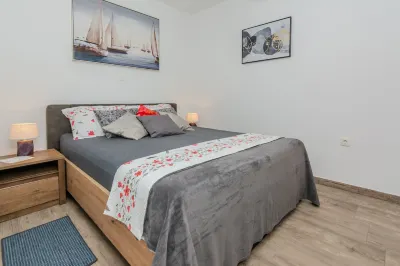 Apartment Mutak
