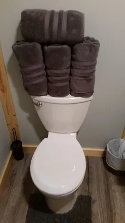 Cabin 1-New, Affordable, Year Round Lodging near Pictured Rocks and Tahquamenon!