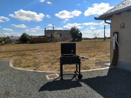 House combining old and new in Aveyron