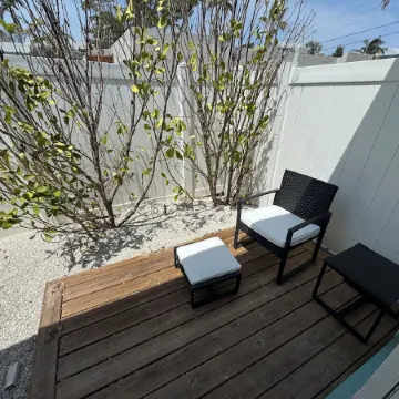 Private Heated Pool-1 Story-2 Blocks to Beach-Tropical Courtyard-"St. Maarten"