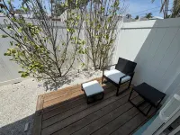 Water Lovers Dream-2-bedroom 2 bathroom apartment with POOL 2 blocks from BEACH Hotels near One Stop Shell Shop