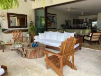 Los Veneros Luxury Apartment