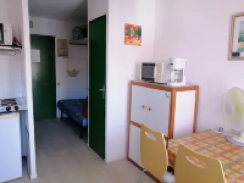 Studios Curistes 4 ème étage avec Balcon, ascenceur et parking Lamalou les Bains Hotels in Lamalou-les-Bains