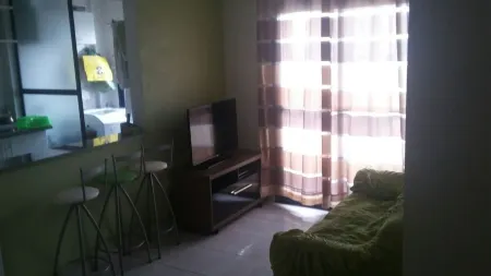 Tupy, 1 Cozy Air-Conditioned Dormitory Отели рядом с достопримечательностью «Aviacao Beach»