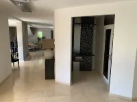 Spacious house with pool and garden ideal for family holidays Hotels in Vesseaux