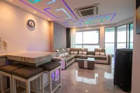 VISITORS ALLOWED.  Super Modern 3BR Futuristic Illuminato Apt