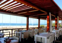 Beautiful 3 Bedroom 2 Bathroom Town House In a Private Gated Complex & Free WiFi