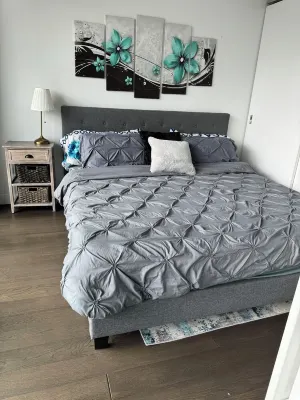 Modern Luxury 2 bed sleeps 5 wifi laundry king bed