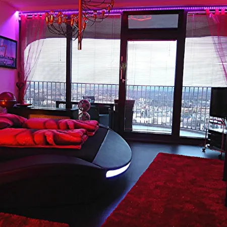 SKY - Romantic -room 33 Etage Hotelturm Augsburg