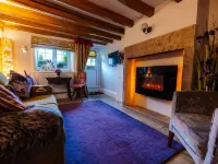 'Oh So Snug' Bijou 1-bedroom cottage, in the heart of Whalley, Clitheroe Hotels in Clitheroe