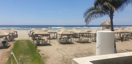 Mayan Island Acapulco Diamante Отели рядом с Аэропорт Генерал Хуан Альварес