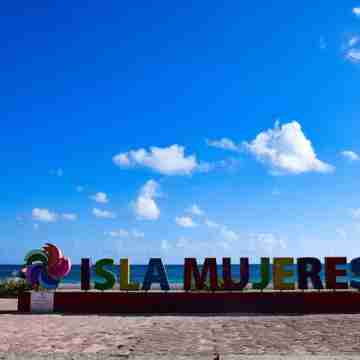 CASA KIM 2ND FLOOR Private rooftop pool. Fitness & Recreational Facilities