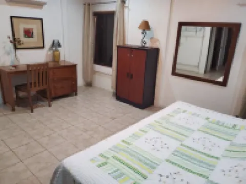 Your Perfect Getaway:  Just 5 Min from the Beach