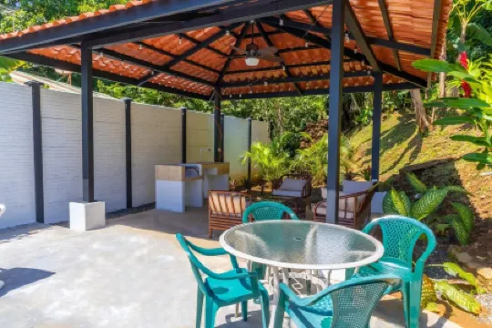 Exotic Iguana Apartmentos 1