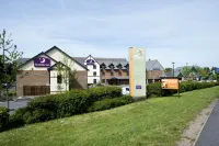 Premier Inn Christchurch West Hotel in zona Prototype Bailey Bridge