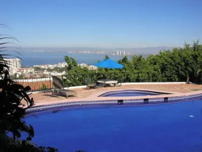 Huge Puerto Vallarta Penthouse 10 min to Beach. Nestled in the Hills / Jungle!