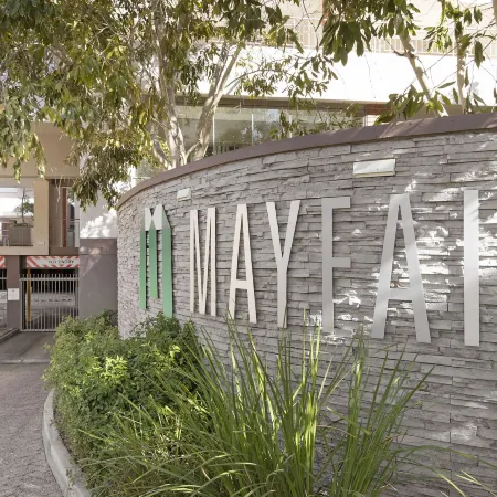 Mayfair Luxury 212