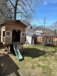 Entire house with 5 bedrooms across BU