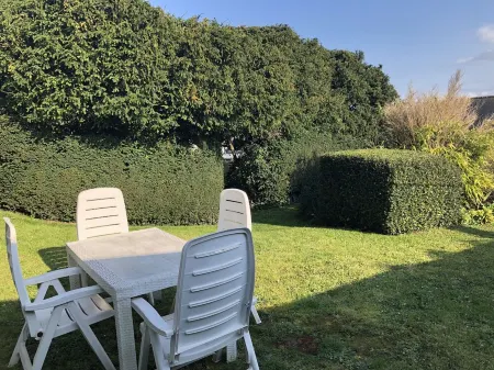 Maison Ancienne Avec son Jardin Privatif Отели рядом с Аэропорт Ле Авр - Октвиль