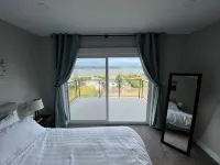 Stunning Ocean Views and a Short Stroll to Downtown