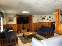 Lakeside House in Adirondacks near Lake George